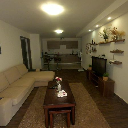 Karrain Villa-The Apartment มาดาบา ภายนอก รูปภาพ