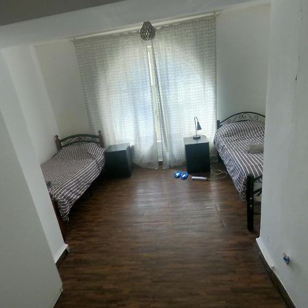 Karrain Villa-The Apartment มาดาบา ภายนอก รูปภาพ